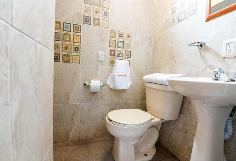 غرفة قياسية, Posada Las Reynas By Rotamundos