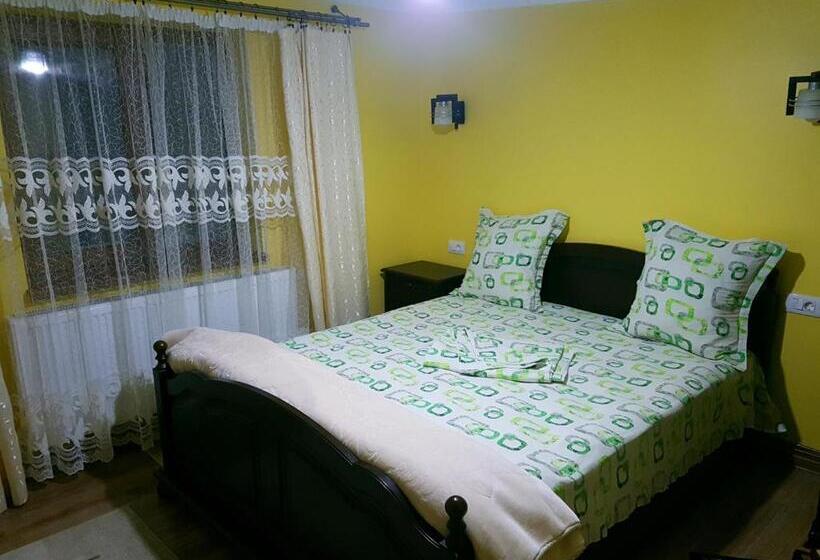 اتاق استاندارد, Pensiunea Adeluta