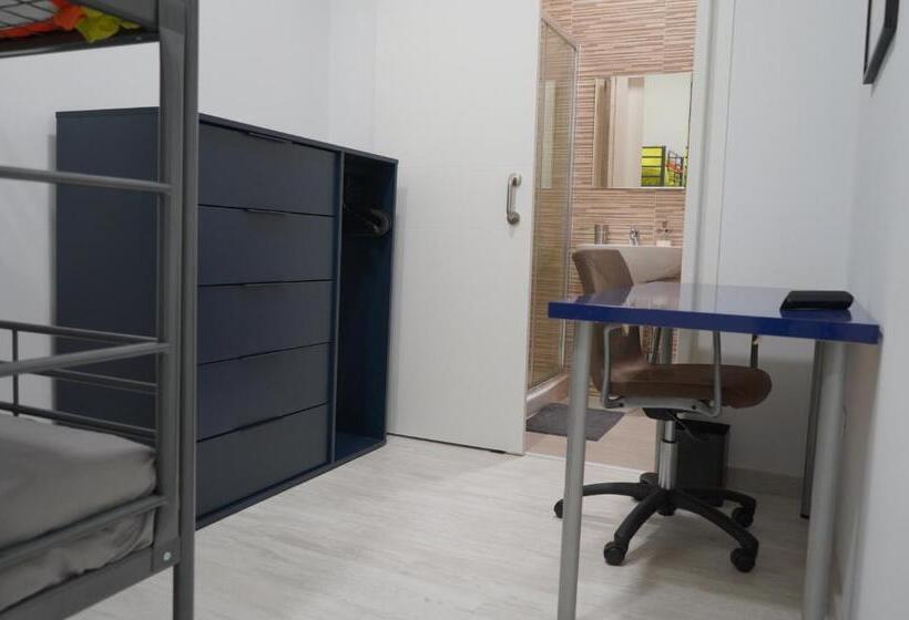 חדר סטנדרט, Coworking Studio