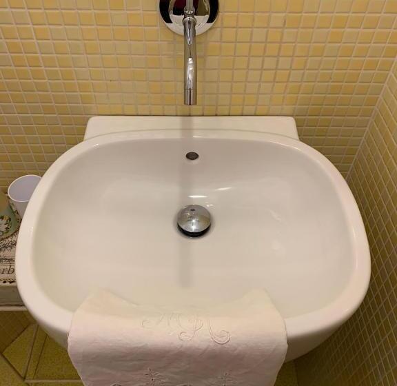 Standard room with outdoor bath, B&b Cà De Badin