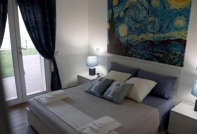 اتاق استاندارد با چشم‌انداز دریا, Sunset House