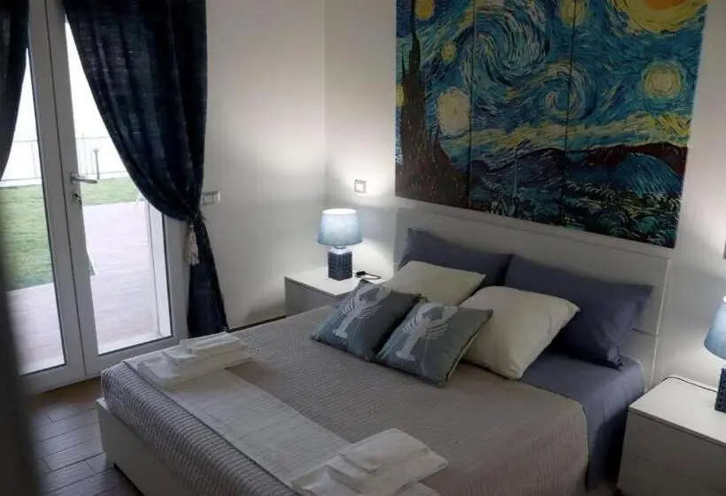 اتاق استاندارد با چشم‌انداز دریا, Sunset House
