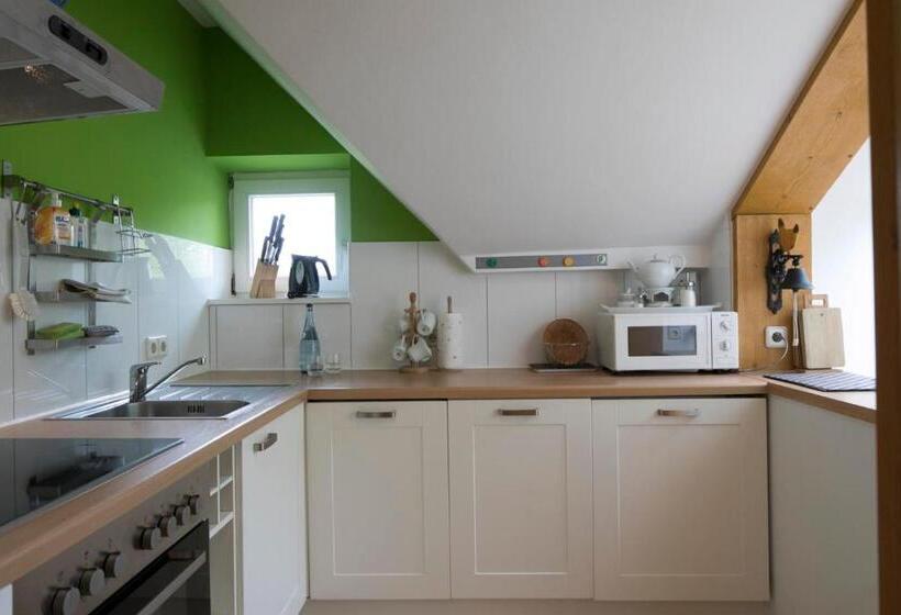 Huoneisto 1 Makuuhuone, Landcafé Neumann