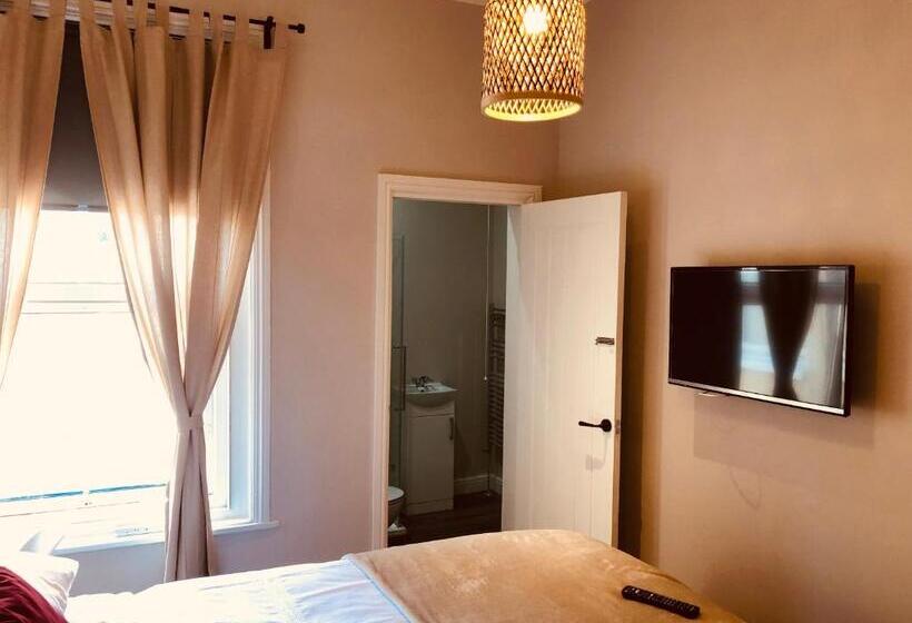 חדר סטנדרט, Maritime Pods