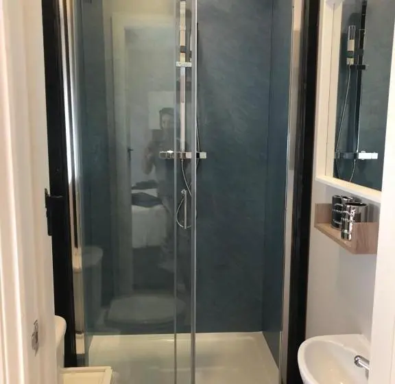 اتاق استاندارد اینتریور, Maritime Pods