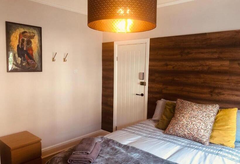 Standard room with outdoor bath, Maritime Pods