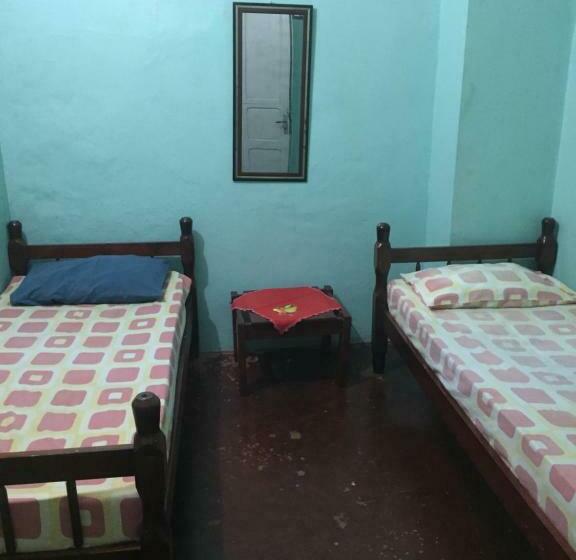 חדר אקונומי, Pousada Angraantiga