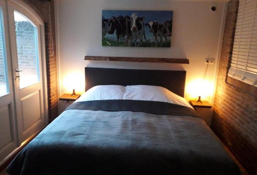 Семейный Номер, B&b Casandra