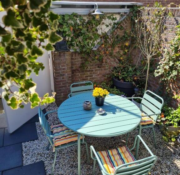 家庭间, B&b Casandra