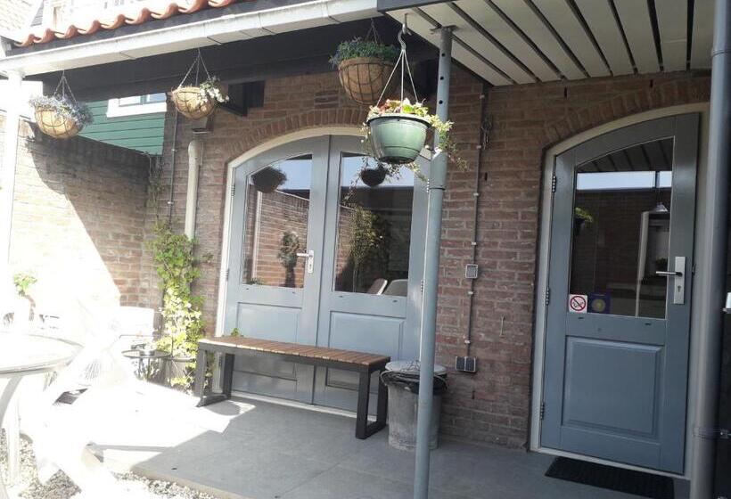 家庭间, B&b Casandra