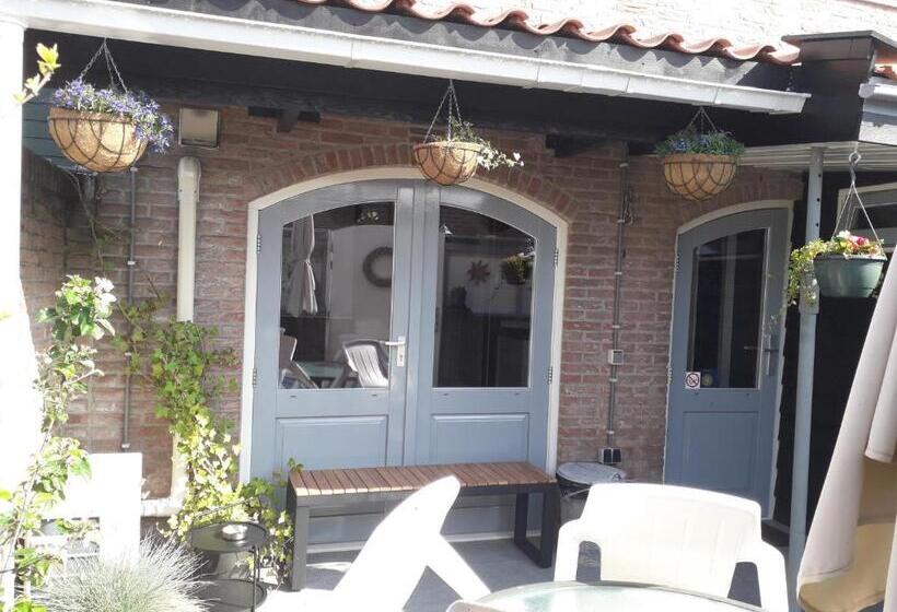 家庭间, B&b Casandra