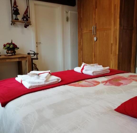 Standard room with outdoor bath, B&b La Casa Di Loretta