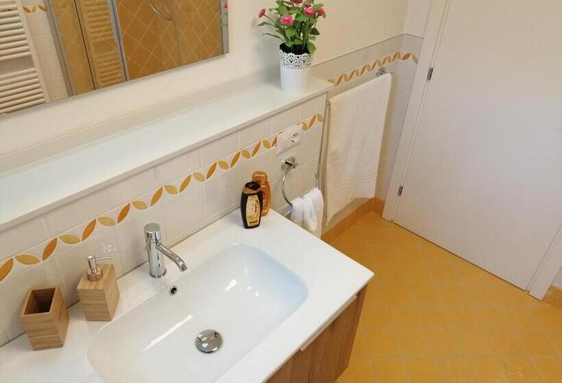 Standard room with outdoor bath, B&b La Casa Di Loretta