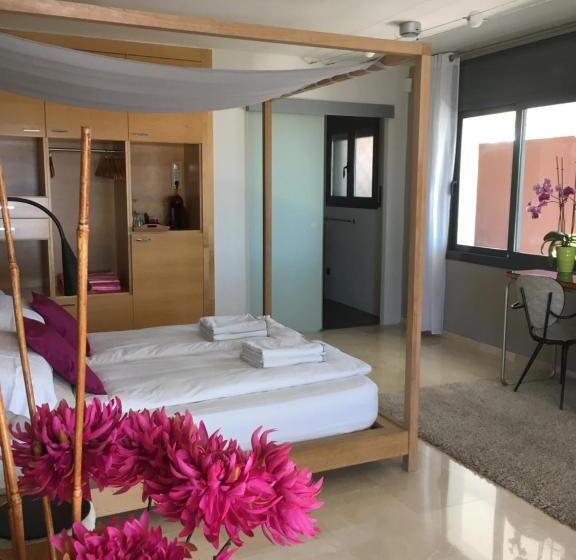 Семейный Номер Вид на Море, Casa De L’albada
