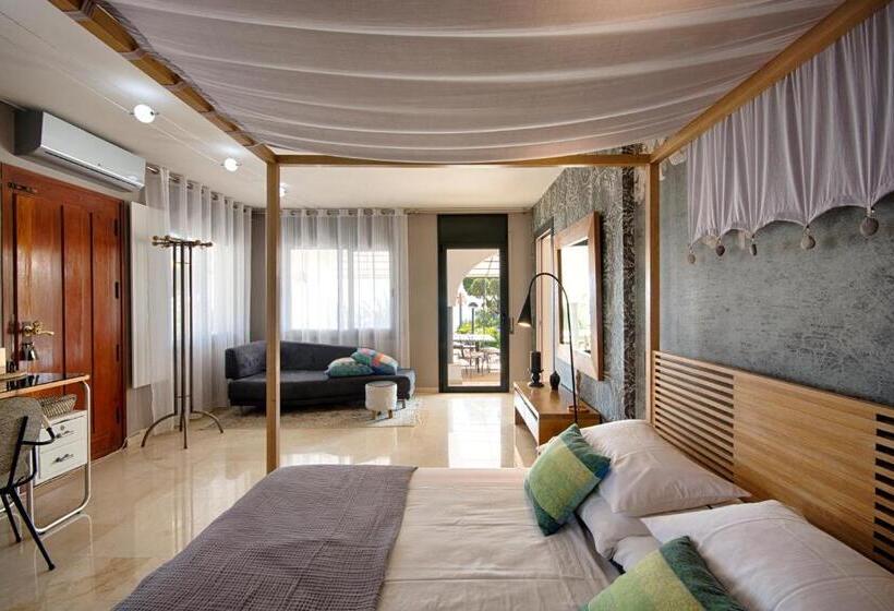 オーシャンビューファミリールーム, Casa De L’albada