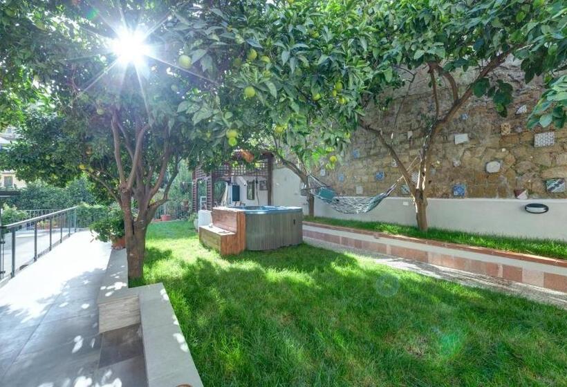 خانه 2 خوابه, Il Giardino Dei Venti