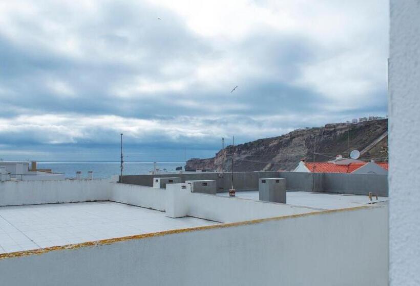 חדר דלוקס נוף לים, Paz & Amor Guest House   Peace & Love