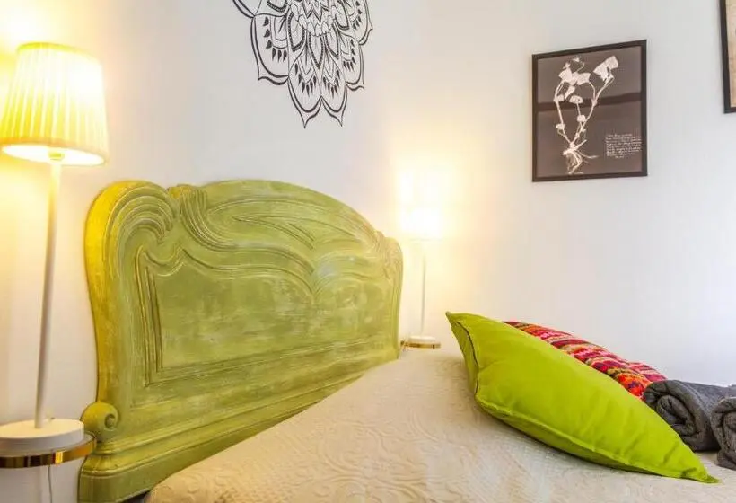 اتاق اکونومی, Paz & Amor Guest House   Peace & Love