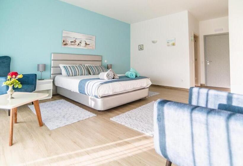 스탠다드 발코니 룸 바다 전망, Silverside Holidays