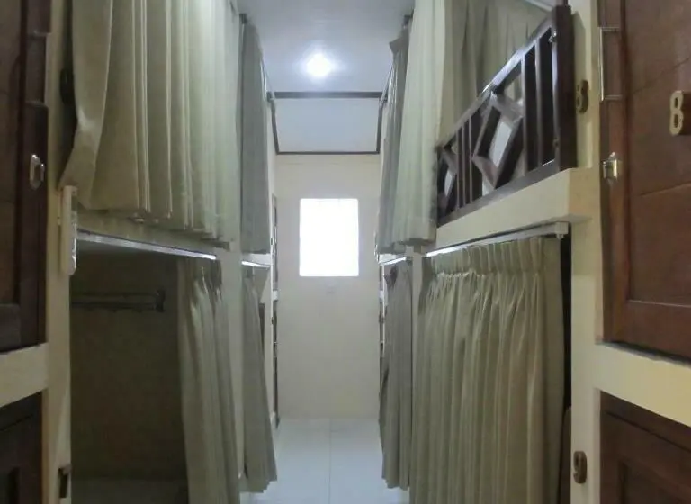 تختخواب در اتاق مشترک, Pondok Aldi Hostel
