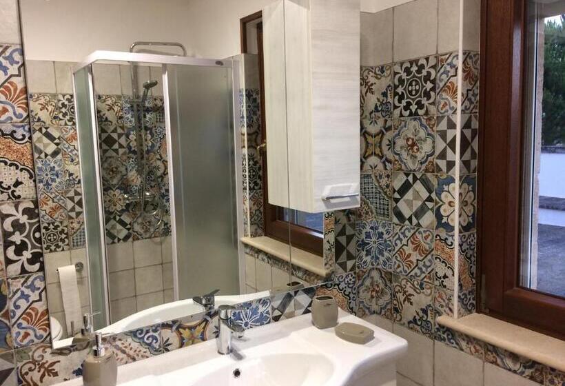 스탠다드 룸, Gianpaolo Ospitale