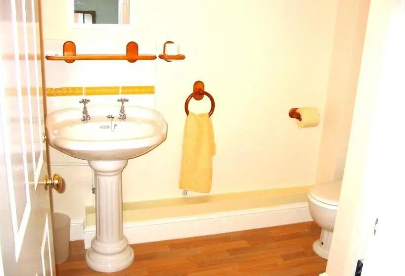 اتاق استاندارد, Home Farm Cottage Guest House