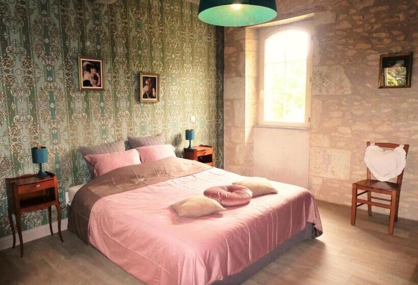 Quarto Deluxe, Presbytère D Arpentian
