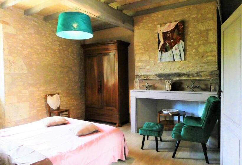 Quarto Deluxe, Presbytère D Arpentian