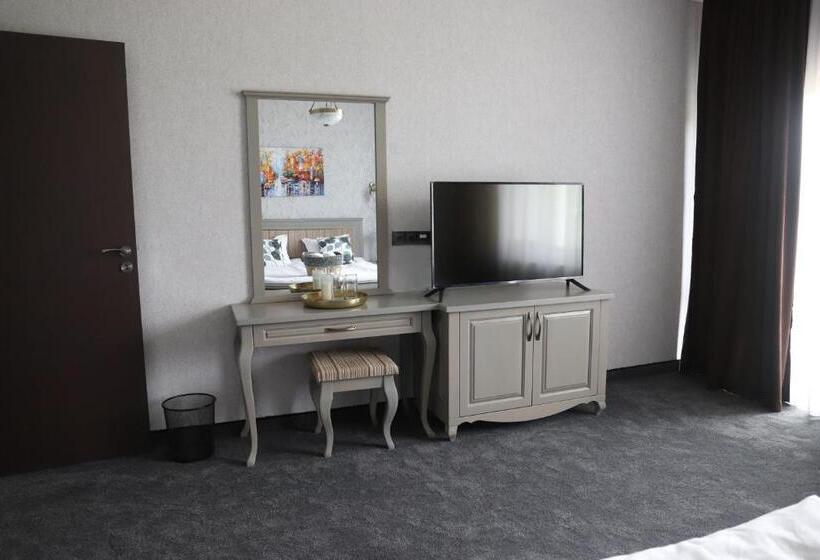 Номер Deluxe, Prity Sport Botique