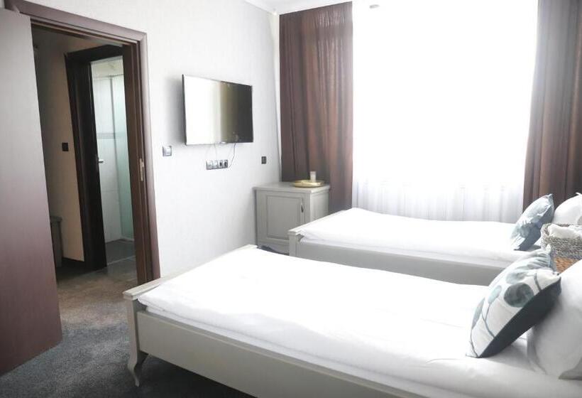 Номер Deluxe, Prity Sport Botique