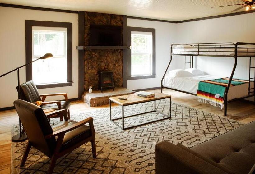 Family Suite, William Tell House