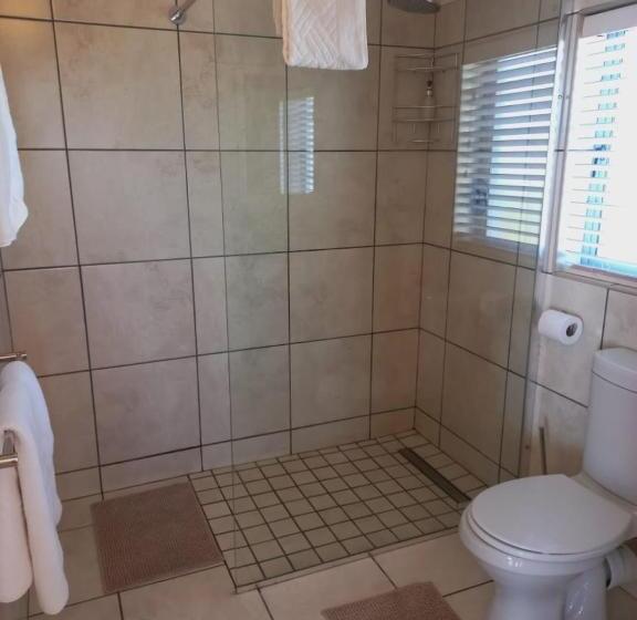 غرفة قياسية مطلّة علي البحر, Abalone Guesthouse