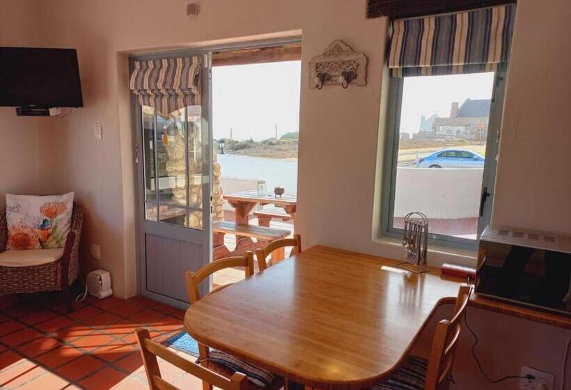 غرفة قياسية مطلّة علي البحر, Abalone Guesthouse