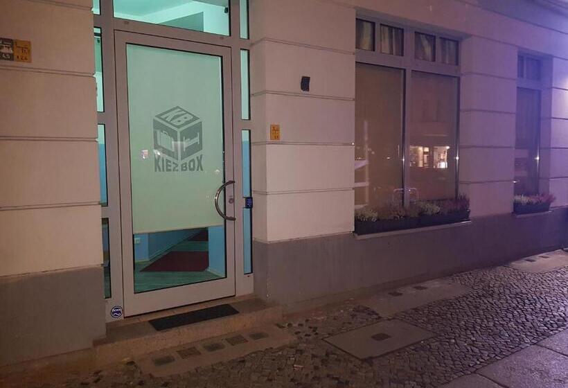 اتاق استاندارد, Kiez Box Twentyforseven Private Room