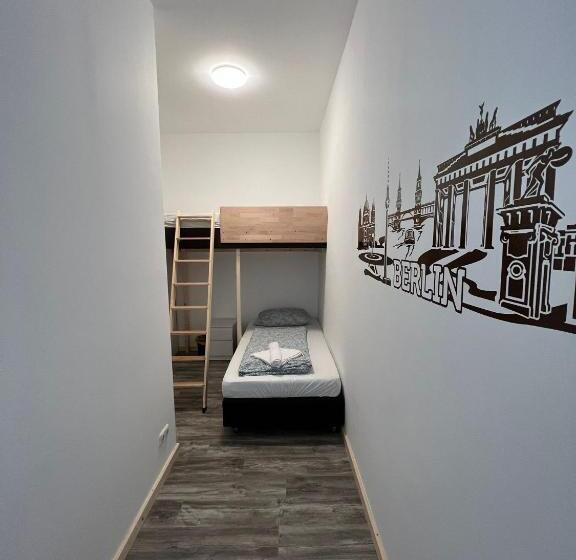 اتاق استاندارد, Kiez Box Twentyforseven Private Room