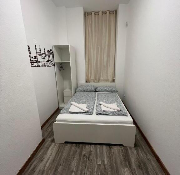 اتاق استاندارد, Kiez Box Twentyforseven Private Room