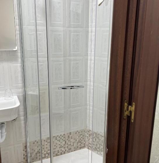 غرفة عائلية, Pension Norte