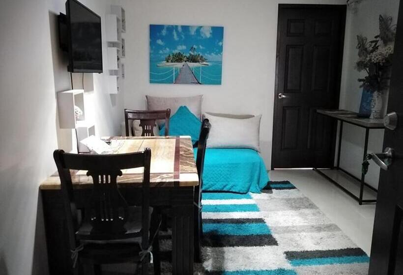 آپارتمان 1 خوابه با بالکن, The Uptown Place Condominium