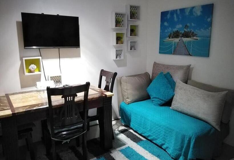 آپارتمان 1 خوابه با بالکن, The Uptown Place Condominium