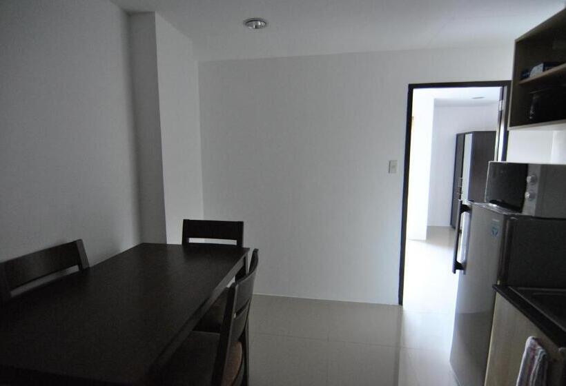 آپارتمان 1 خوابه, The Uptown Place Condominium