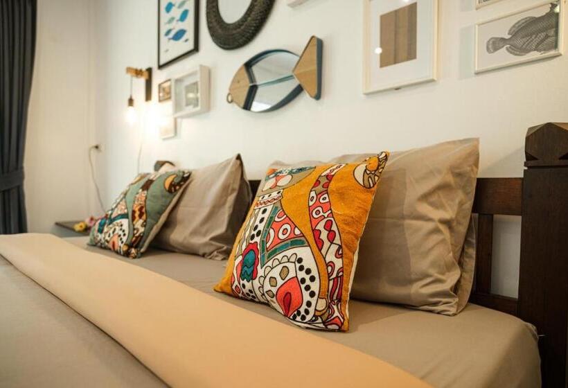 ガーデンビューのスタンダードバンガロー, All At Sea Beach Resort