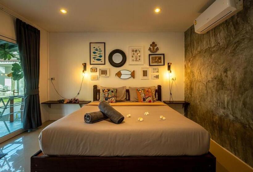 ガーデンビューのスタンダードバンガロー, All At Sea Beach Resort