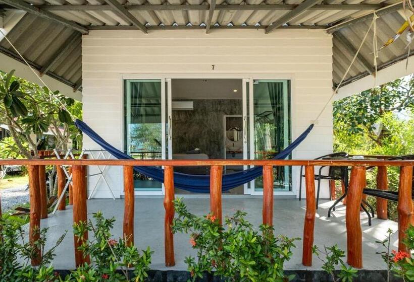 Бунгало Стандарт Вид на Сад, All At Sea Beach Resort