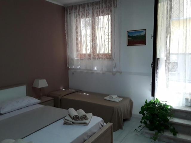 חדר קומפורט לשלושה, B&b La Giara