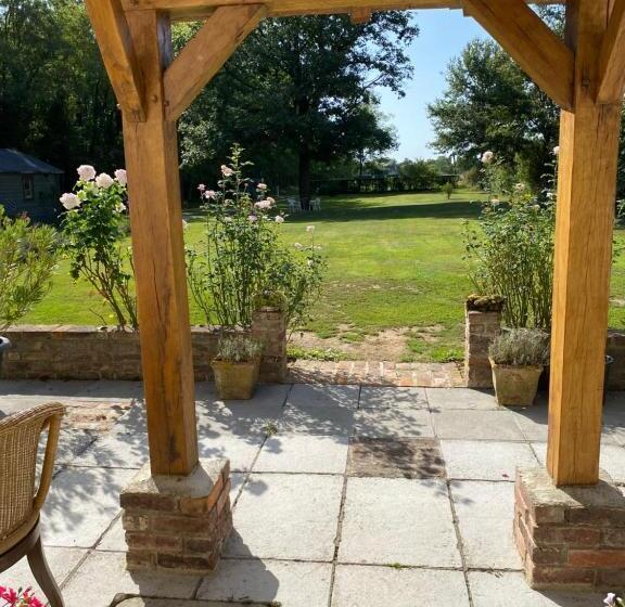 غرفة قياسية, Le Clos Du Golf