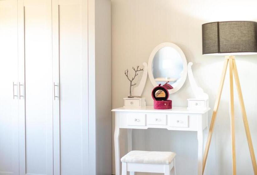 Дом 1 Спальня, The Windmill Cottage