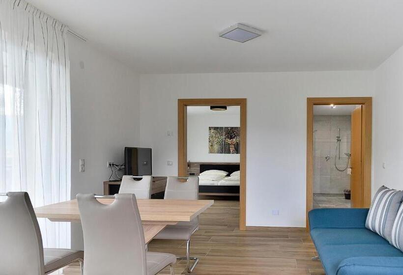 Люкс Вид на Сад, Pension Georgenhof