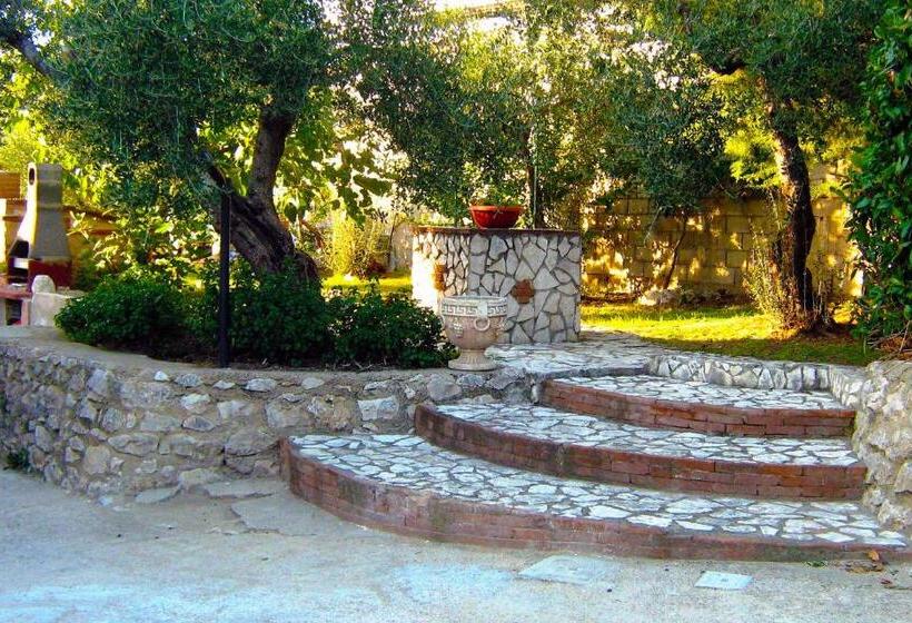 バルコニー付き１ベッドルームアパートメント, B&b Maison Villa Vittorio