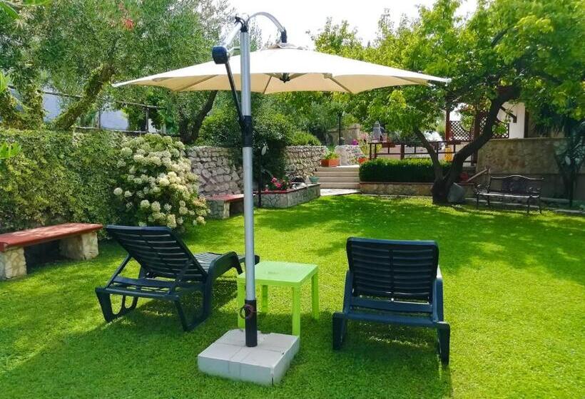 バルコニー付き１ベッドルームアパートメント, B&b Maison Villa Vittorio