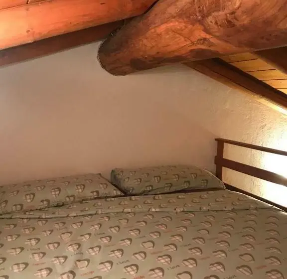バルコニー付スタンダード4ベッドルーム, Agriturismo Luloc